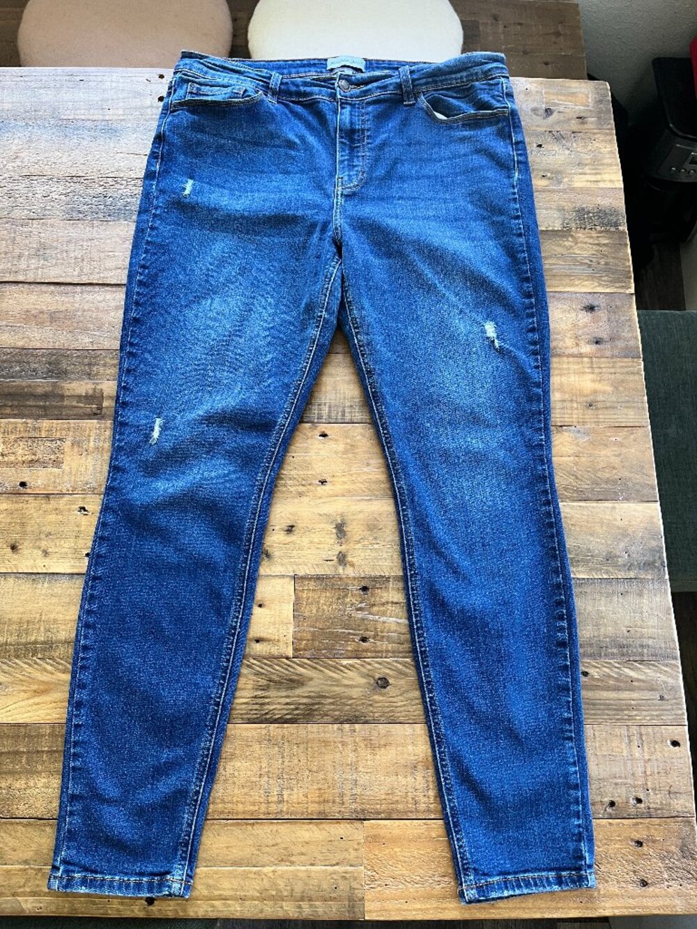 Studio Blue High Rise Slim Skinny Leg Jeans Medium Blue Wash 32